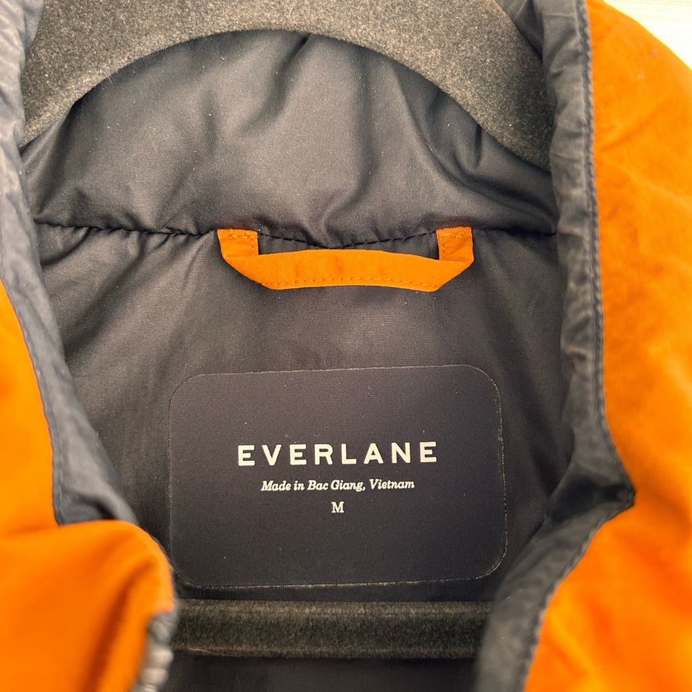 Everlane Orange Puffer Vest - Picture 2 of 4
